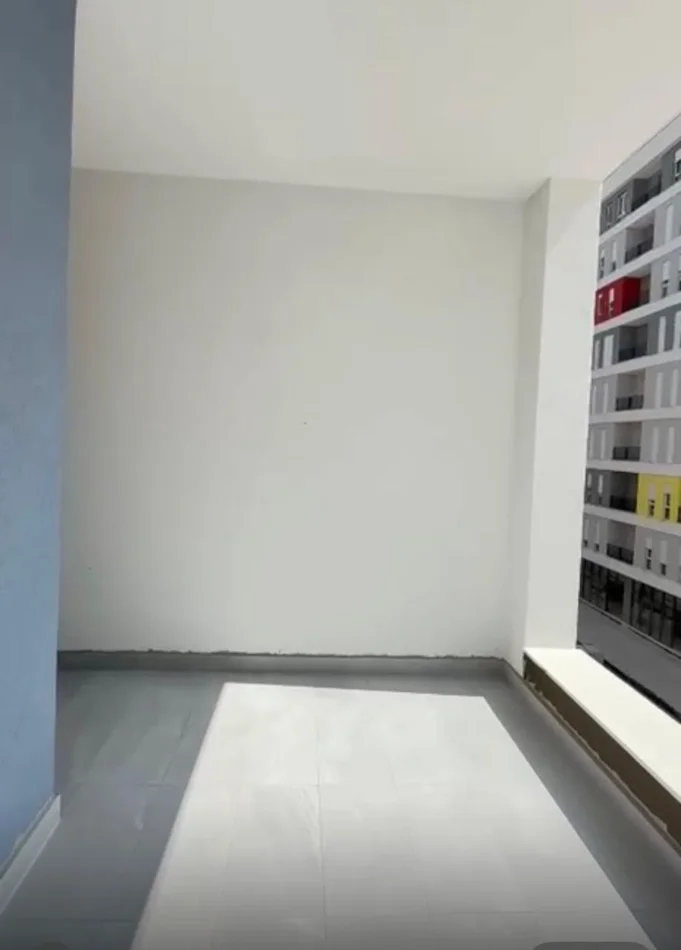 Tirane, shitet apartament 2+1+Ballkon , 115 m² (Univers City)