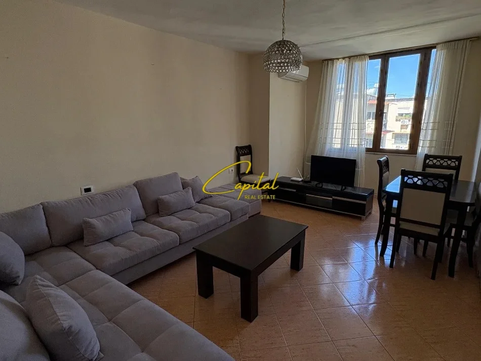 Tirane, jepet me qera apartament 2+1 Kati 5, 75 m² 550 € (SHKOLLA E BALETIT)