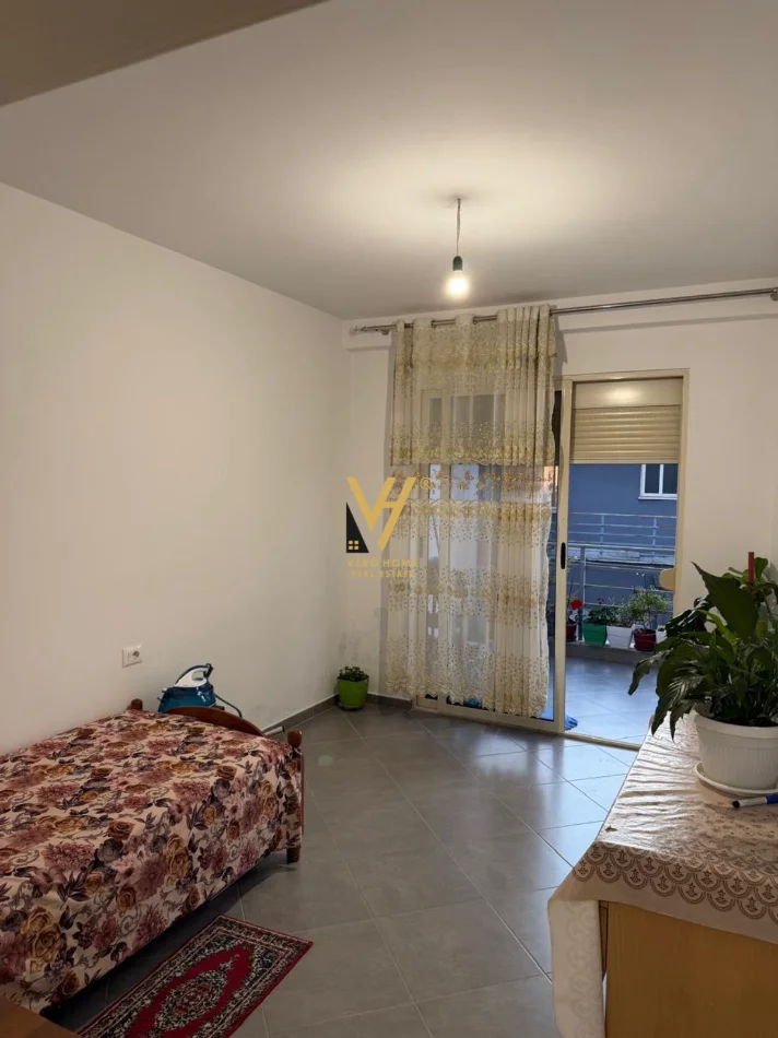 Tirane, shitet apartament 1+1+Ballkon Kati 3, 108 m² 150.000 € (SHKOZE)