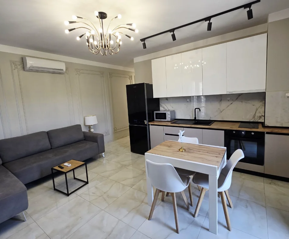 Tirane, jepet me qera apartament 1+1+Aneks+Ballkon Kati 7, 70 m² 800 € (liqeni artificial , rruga e kosovareve , shkolla petro nini luarasi)