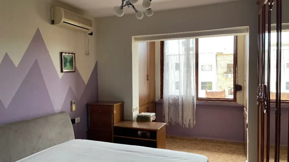 Tirane, jepet me qera apartament 1+1 Kati 5, 60 m² 430 € 