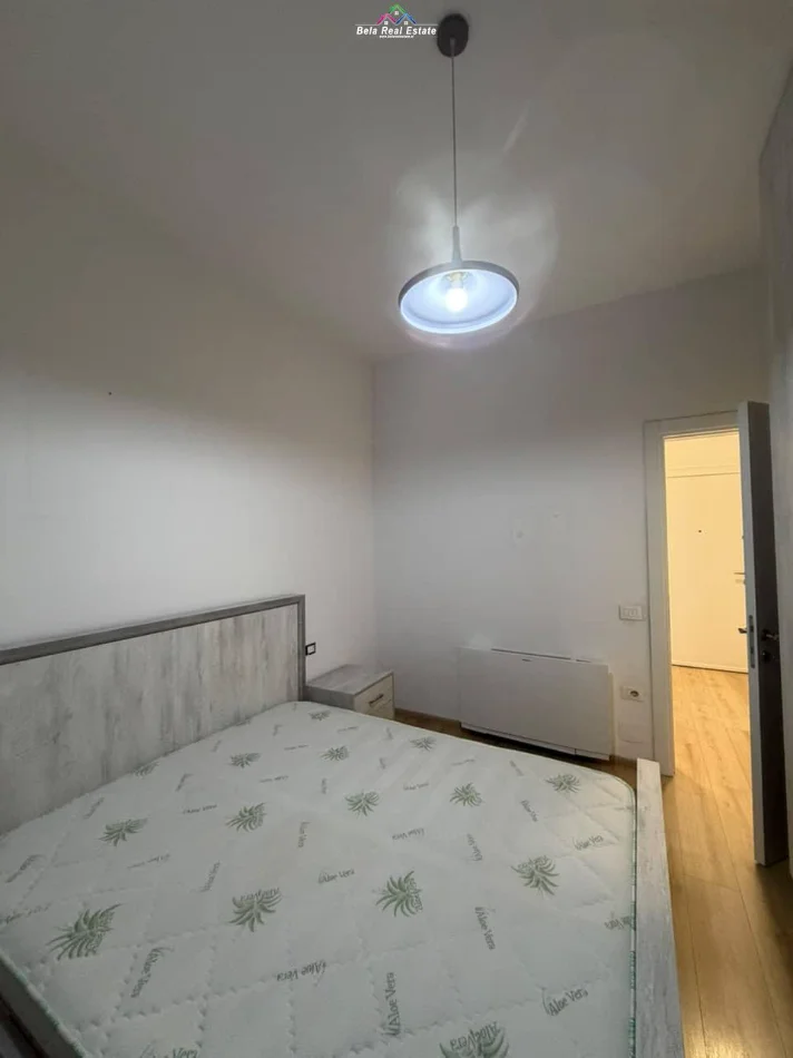 Tirane, jepet me qera apartament 1+1 Kati 2, 65 m² 650 € (farmacia 10)