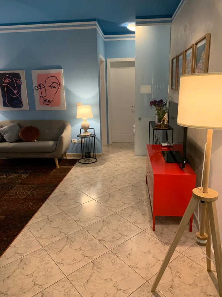 Tirane, jepet me qera apartament 2+1 Kati 7, 1.000 € (Rruga Elbasanit prane ish " 7 xhuxhave ")