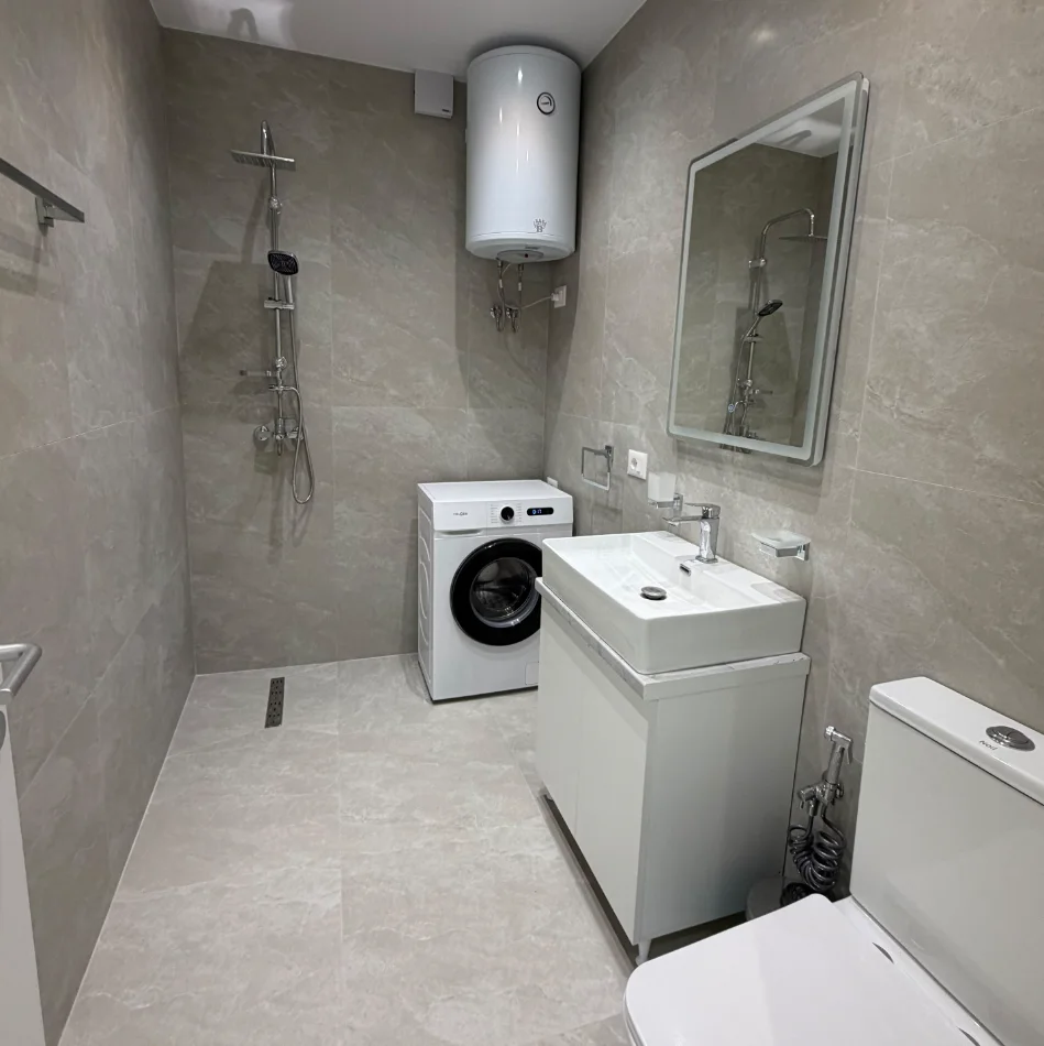 Tirane, shitet apartament 2+1+Ballkon , 70 m² 235.000 € (Myslym Shyri)