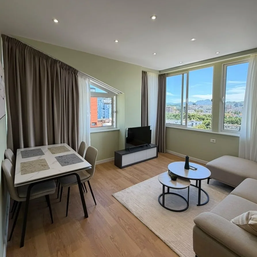 Tirane, shitet apartament 2+1+Ballkon , 70 m² 225.000 € (Rruga Myslym Shyri)
