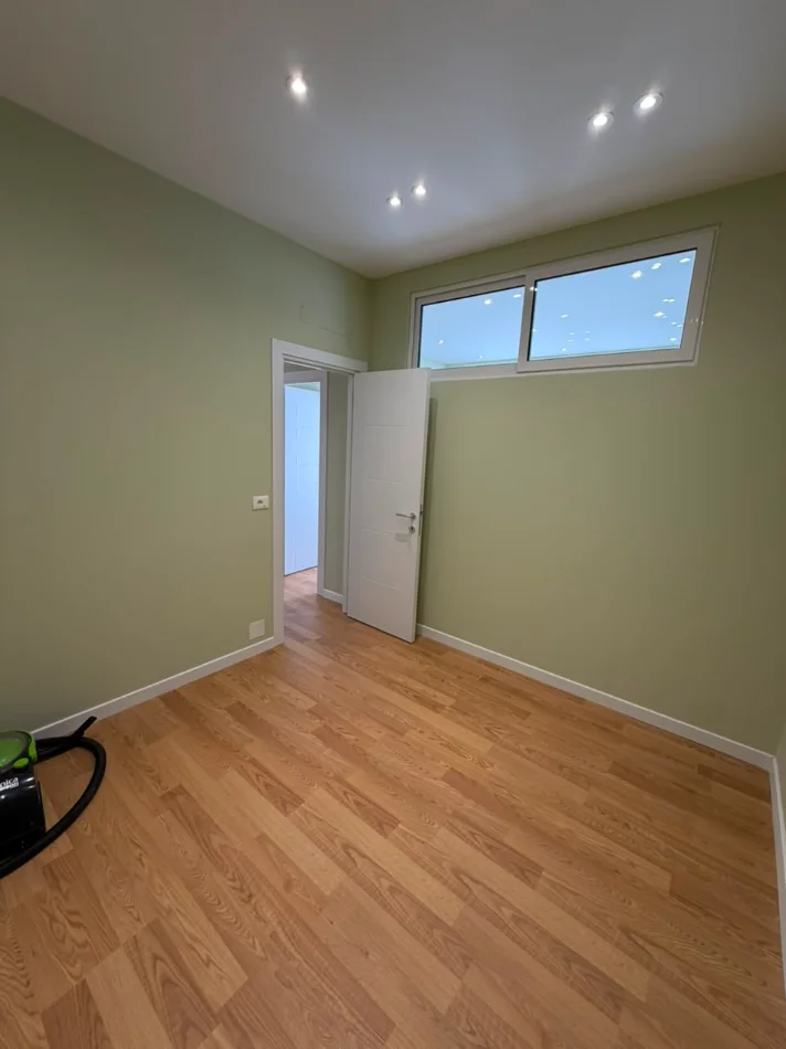 Tirane, shitet apartament 2+1+Ballkon Kati 9, 70 m² 225.000 € (Myslym Shyri)