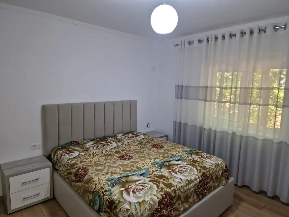 Tirane, shitet apartament 1+1+Aneks+Ballkon Kati 3, 60 m² 155.000 € (rruga e elbasanit)