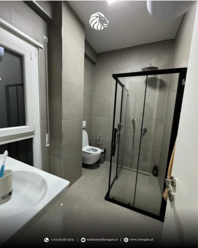 Tirane, jap me qera apartament 2+1+Ballkon , 105 m² 650 € 
