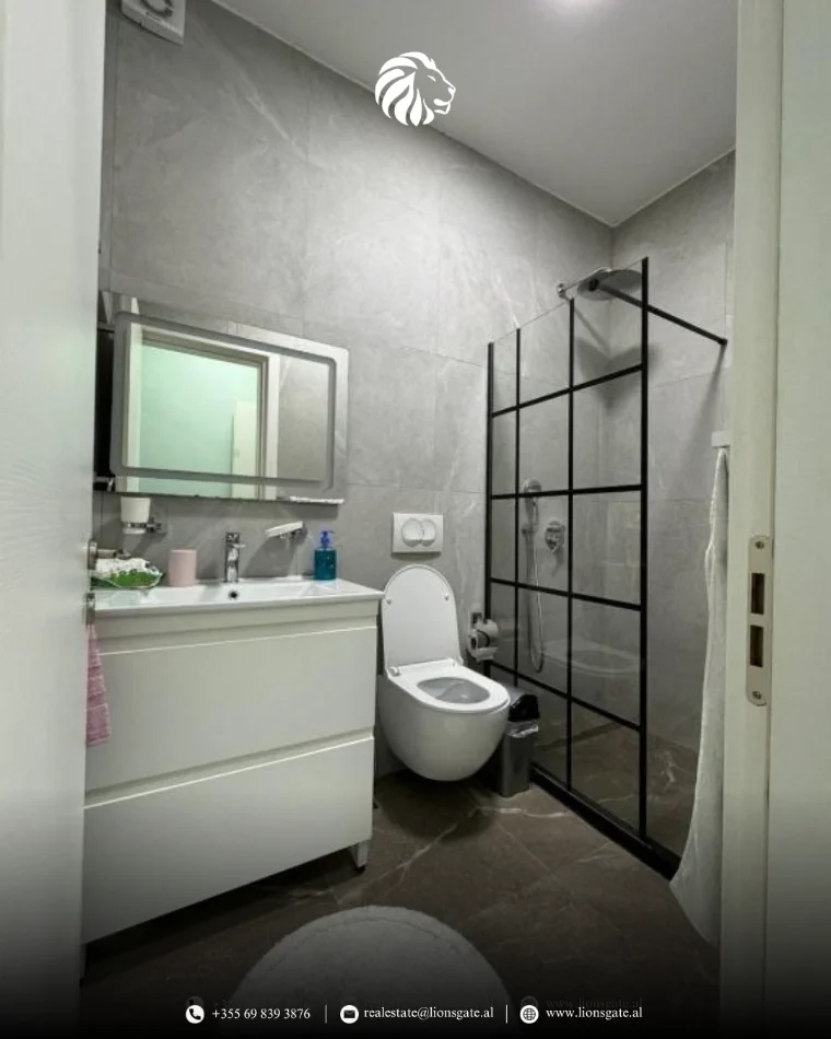 Tirane, jap me qera apartament 2+1+Ballkon , 105 m² 650 € 