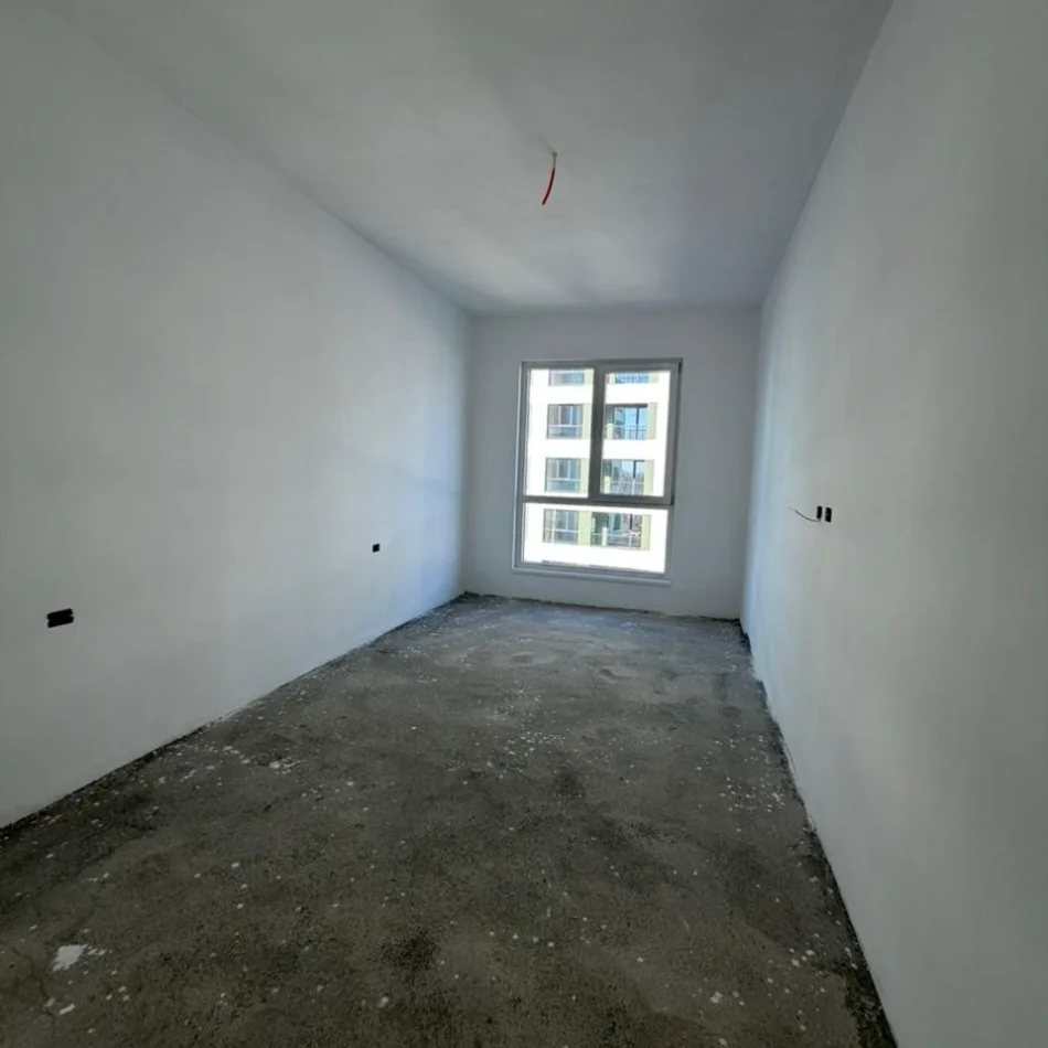 Tirane, shitet apartament 3+1+Ballkon , 149 m² 216.000 € (Porcelan)