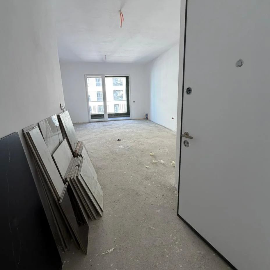 Tirane, shitet apartament 3+1+Ballkon , 149 m² 216.000 € (Porcelan)