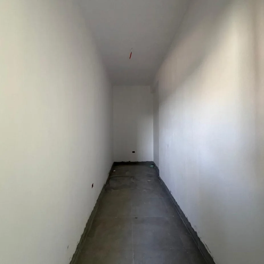 Tirane, shitet apartament 3+1+Ballkon , 149 m² 216.000 € (Porcelan)