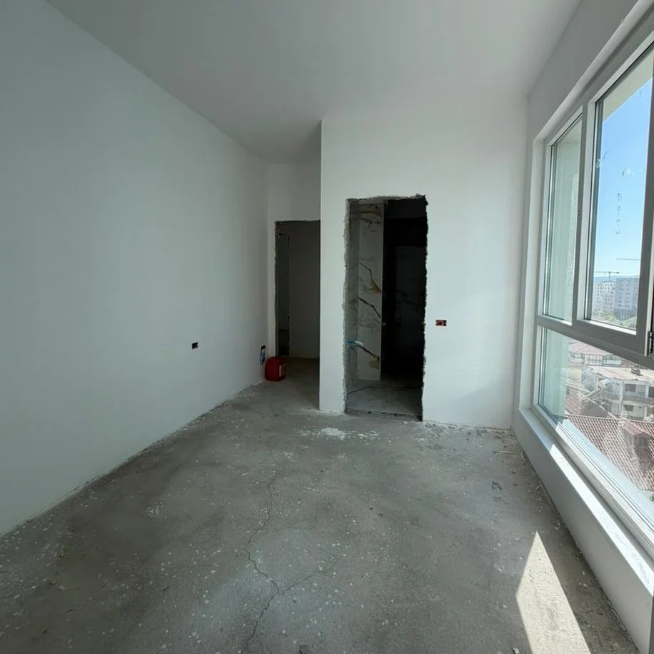 Tirane, shitet apartament 3+1+Ballkon , 149 m² 216.000 € (Porcelan)