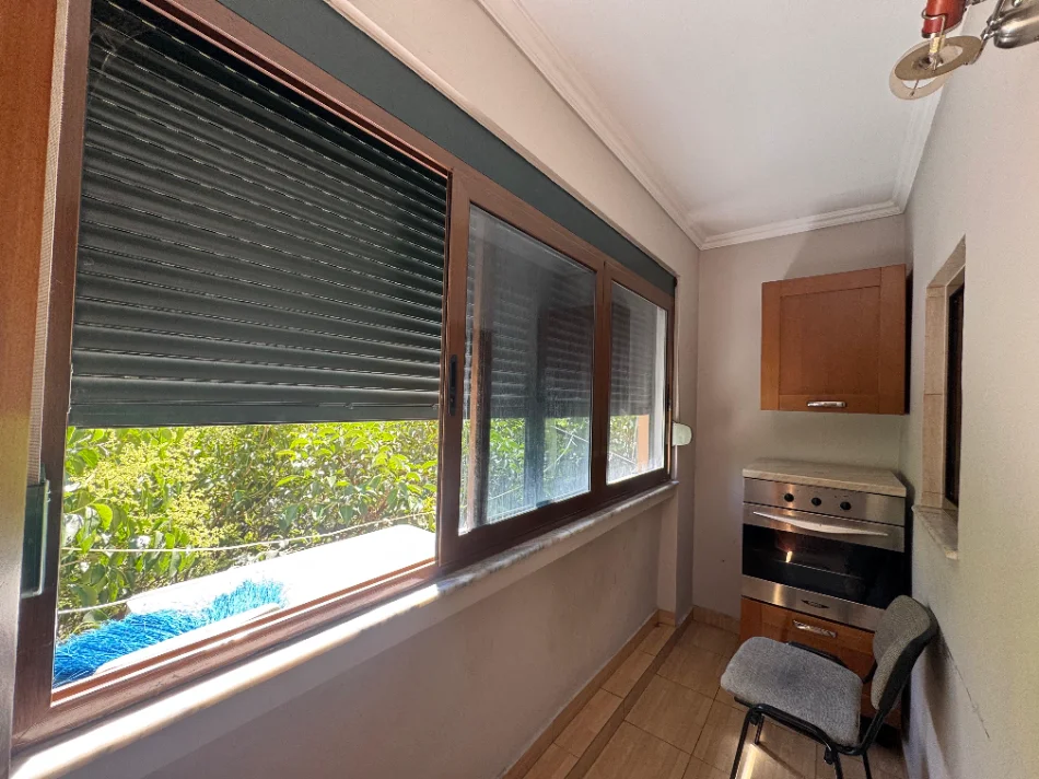 Tirane, jepet me qera apartament 1+1 Kati 4, 380 € 