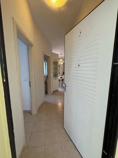 Durres, shitet apartament 2+1+Ballkon , 80 m² 200.000 € (Gjiri i Lalzit)