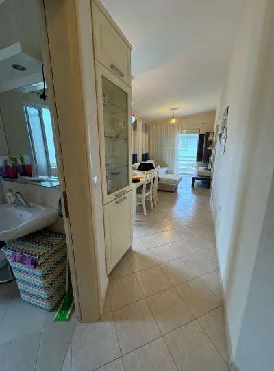 Durres, shitet apartament 2+1+Ballkon , 80 m² 200.000 € (Gjiri i Lalzit)