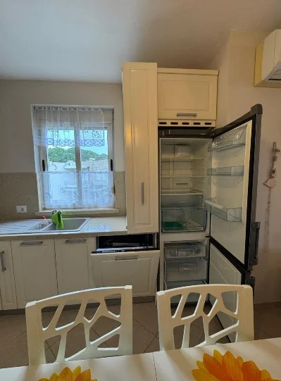 Durres, shitet apartament 2+1+Ballkon , 80 m² 200.000 € (Gjiri i Lalzit)