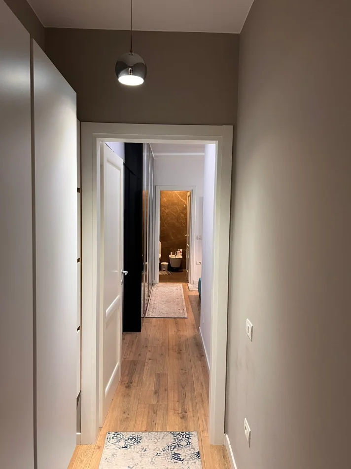 Tirane, shitet apartament 2+1+Ballkon Kati 5, 110 m² 287.000 € (Kompleksi Panorama, pranë Harry Fultz)