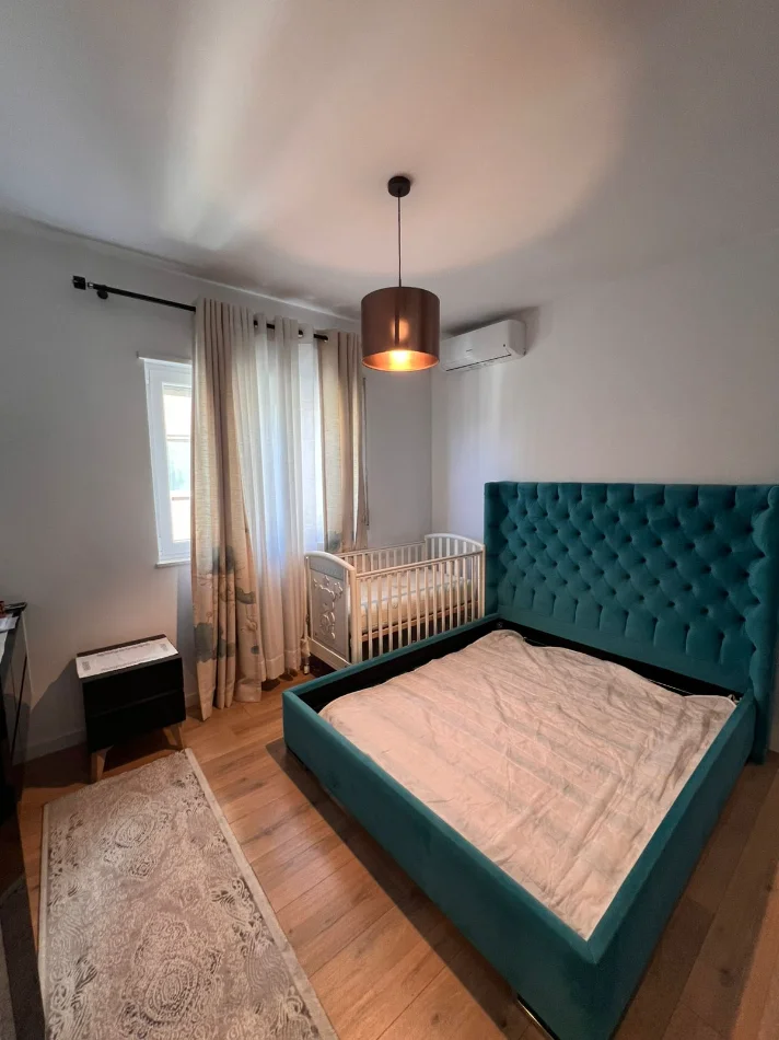 Tirane, shitet apartament 2+1+Ballkon Kati 5, 110 m² 287.000 € (Kompleksi Panorama, pranë Harry Fultz)
