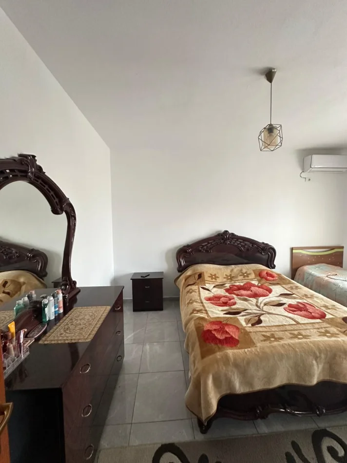 Durres, jepet me qera apartament 1+1+Ballkon Kati 2, 69 m² 298 € 