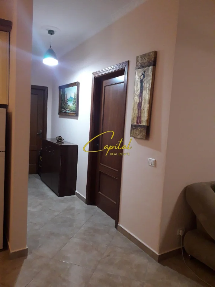 Tirane, jepet me qera apartament 2+1 Kati 7, 100 m² 235.000 € (21 DHJETORI)
