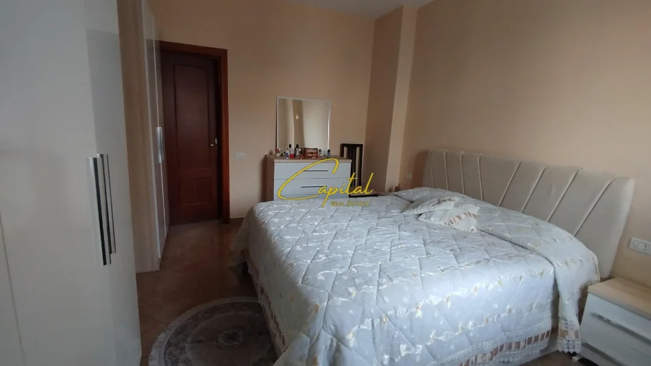 Tirane, jepet me qera apartament 2+1 Kati 7, 100 m² 235.000 € (21 DHJETORI)