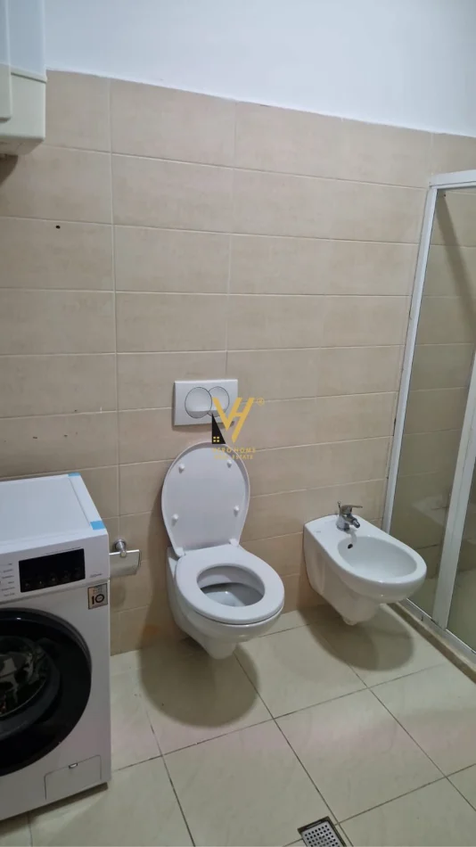 Tirane, jepet me qera apartament 1+1+Ballkon Kati 0, 60 m² 520 € (RRUGA E DIBRES)