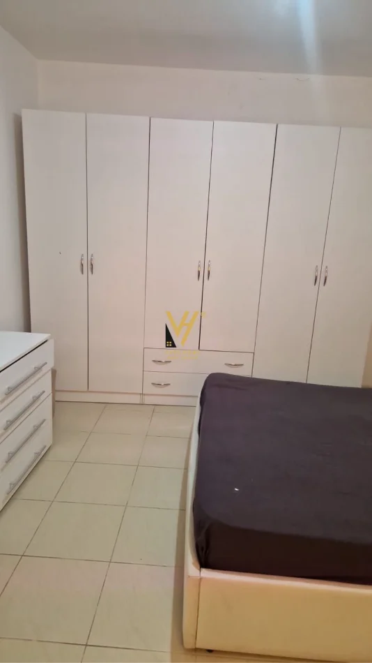 Tirane, jepet me qera apartament 1+1+Ballkon Kati 0, 60 m² 520 € (RRUGA E DIBRES)