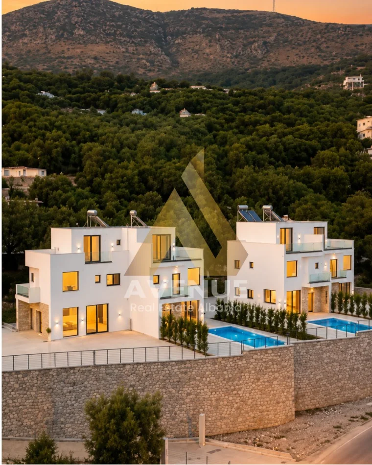Borsh, shitet Vile 3+1+Ballkon Kati 2, 300 m² 560.000 € (Borsh)