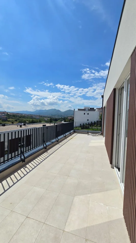 Tirane, shitet apartament+verande | Penthouse 3+1+Ballkon Kati 1, 136 m² 310.000 € 