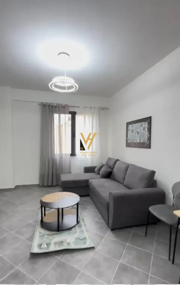 Tirane, jepet me qera apartament 2+1+Ballkon Kati 1, 93 m² 750 € (MINE PEZA)