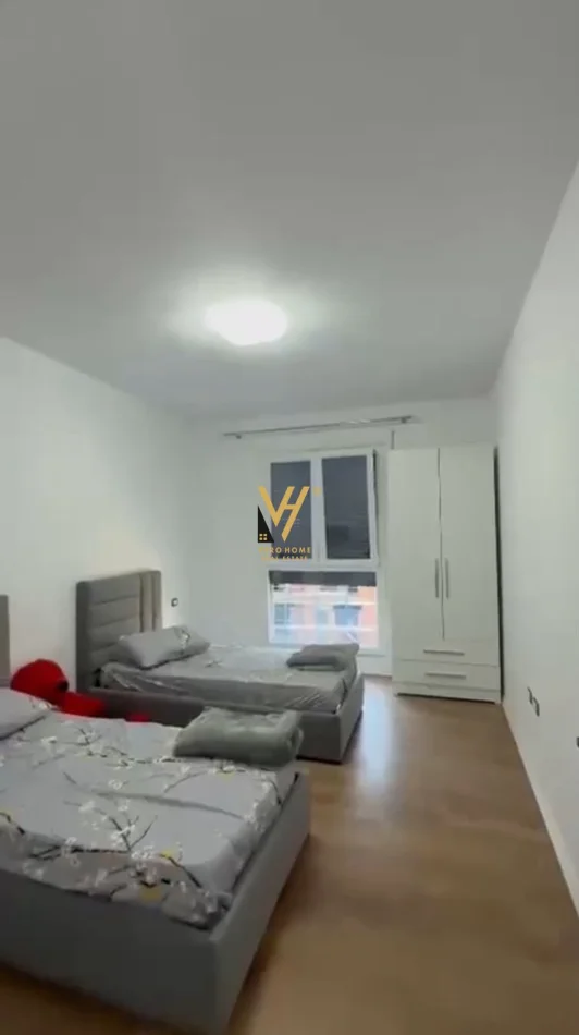 Tirane, jepet me qera apartament 2+1+Ballkon Kati 4, 110 m² 420 € (PASKUQAN)