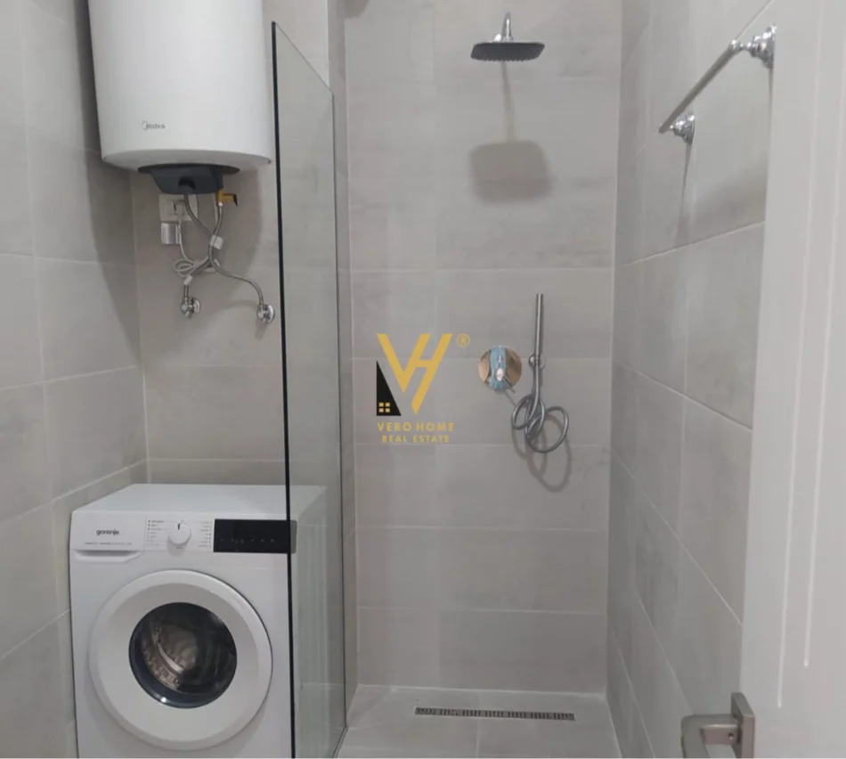 Tirane, jepet me qera apartament 1+1+Ballkon Kati 3, 54 m² 350 € (SHKOZE)
