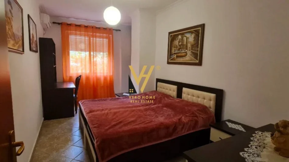 Tirane, jepet me qera apartament 2+1+Ballkon Kati 2, 115 m² 680 € (DON BOSKO)