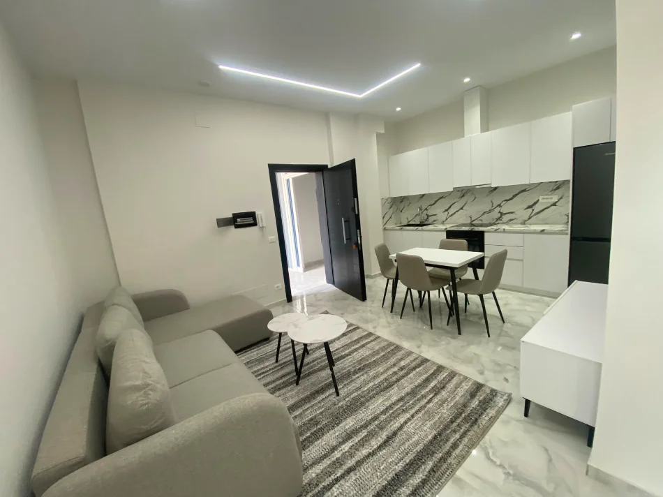 Tirane, jepet me qera apartament 1+1+Aneks+Ballkon Kati 5, 400 € (xhamlliku , oxhaku)