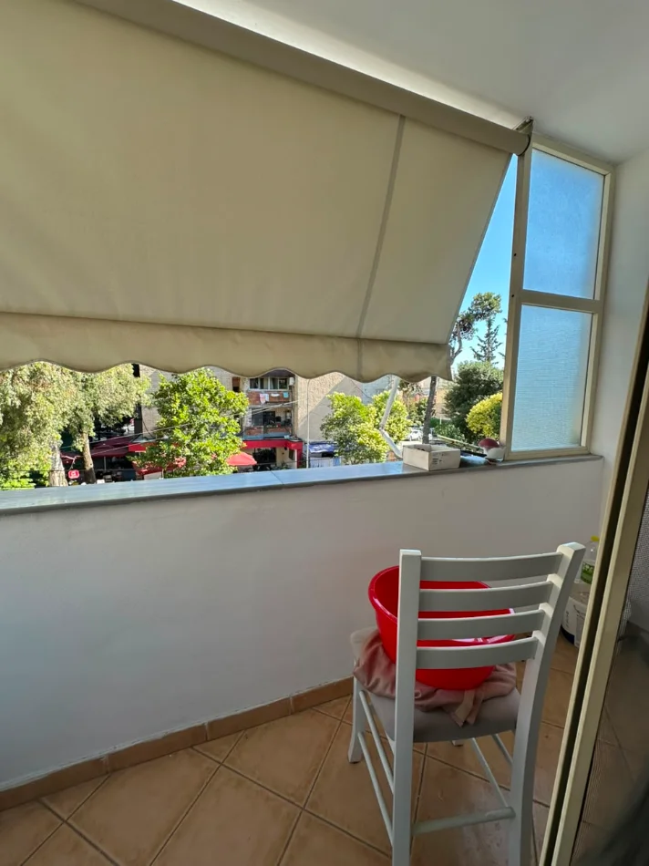 Shqiperi, jepet me qera apartament 2+1+Ballkon Kati 2, 500 € (Asim Vokshi)
