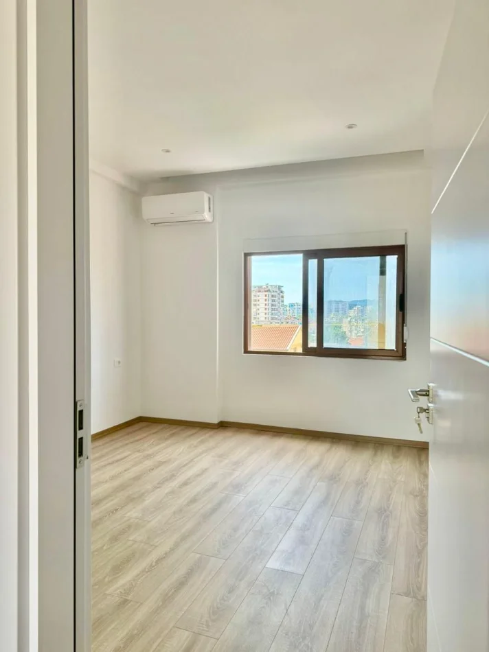 Tirane, shitet apartament 1+1+Ballkon Kati 5, 62 m² 120.000 € (RRUGA DON BOSKO)