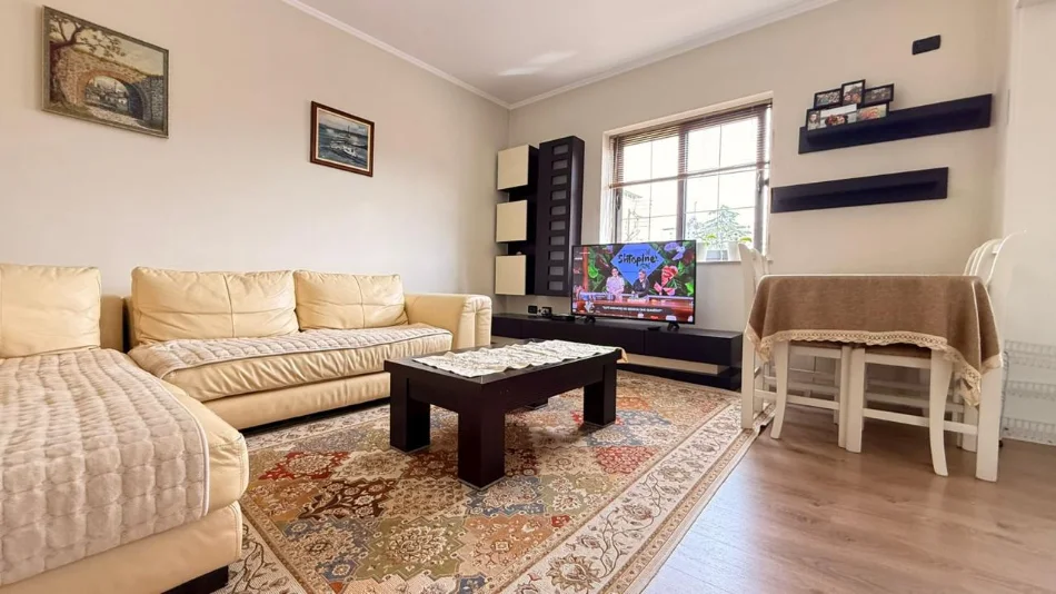Shqiperi, jepet me qera apartament 2+1+Ballkon Kati 4, 88 m² 600 € (prokop myzeqari)