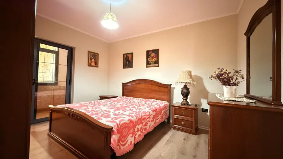 Shqiperi, jepet me qera apartament 2+1+Ballkon Kati 4, 88 m² 600 € (prokop myzeqari)