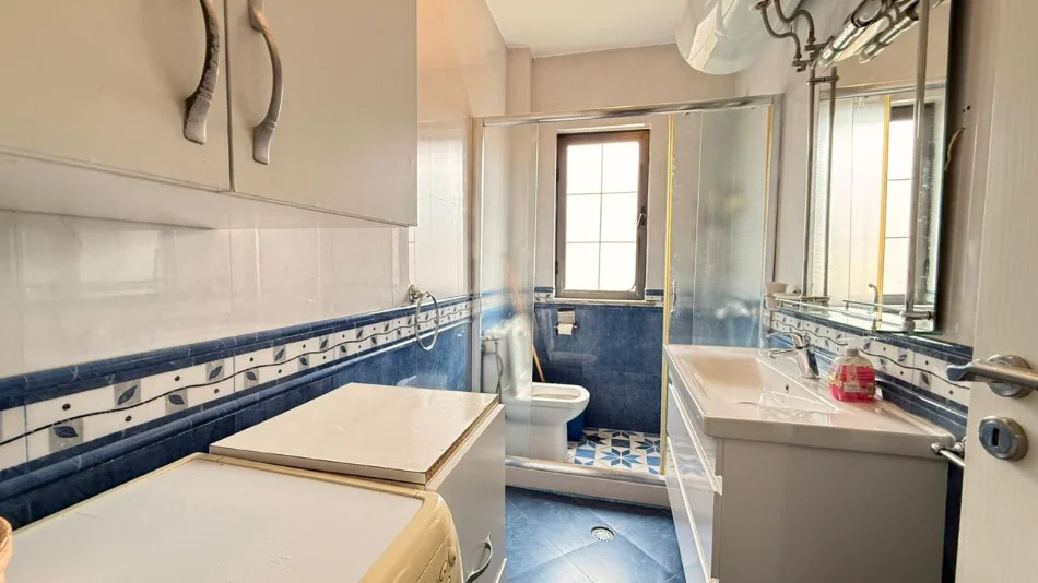 Shqiperi, jepet me qera apartament 2+1+Ballkon Kati 4, 88 m² 600 € (prokop myzeqari)