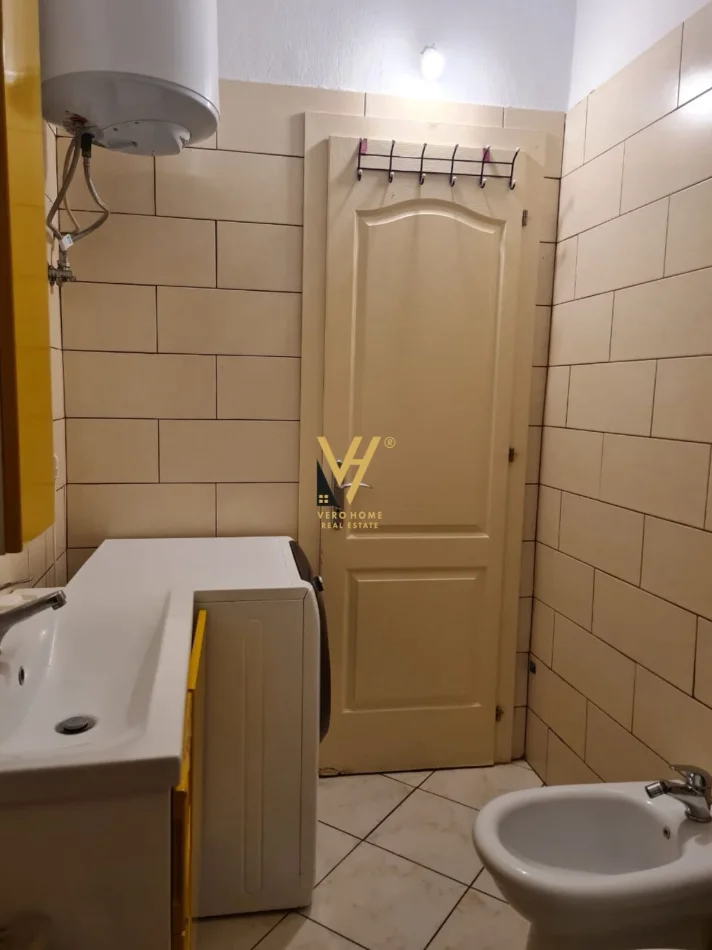 Tirane, jepet me qera apartament 1+1+Ballkon Kati 7, 65 m² 420 € (ASTIR)