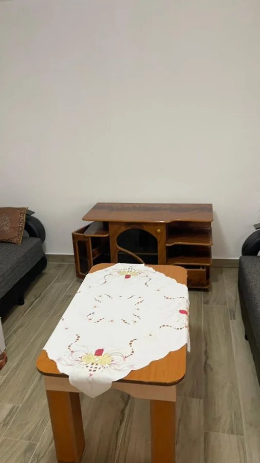 Durres, jepet me qera garsonier Kati 1, 40 m² 150 € (Spitallë)