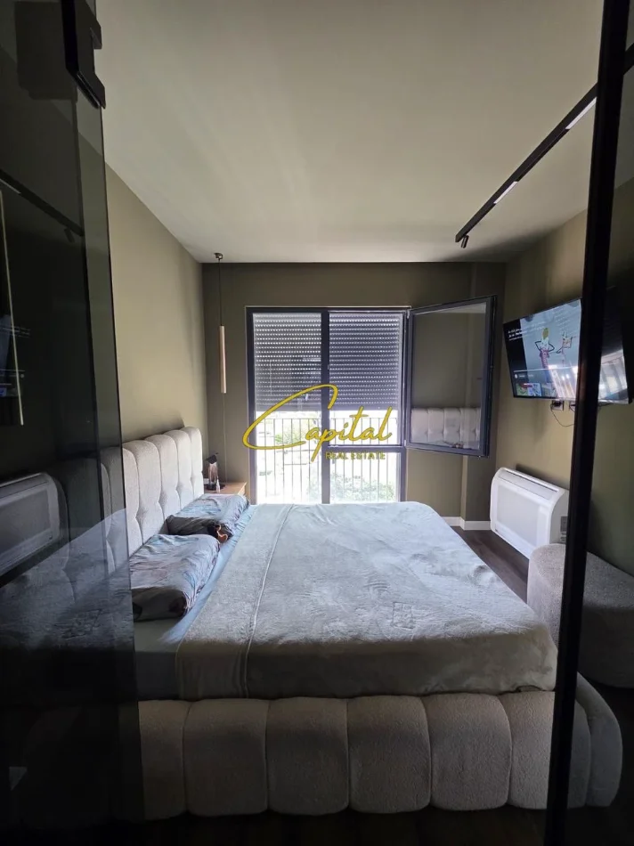 Tirane, shitet apartament+verande | Penthouse 2+1 Kati 5, 121 m² 420.000 € (ISH TREGU ELEKTRIK)