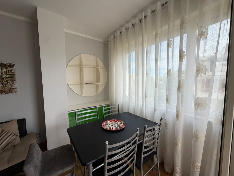 Durres, shitet apartament 2+1+Ballkon Kati 4, 70 m² 118.000 € (prane Loc Locus)