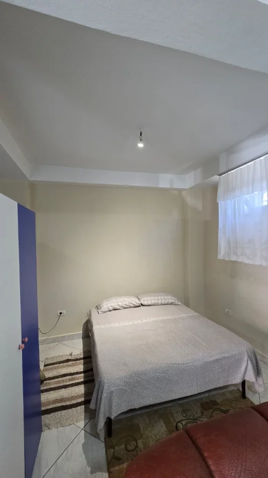 Tirane, jepet me qera garsonier  Kati 0, 50 m² 320 € (Rruga Lidhja e Prizrenit, Tiranë, Albania)