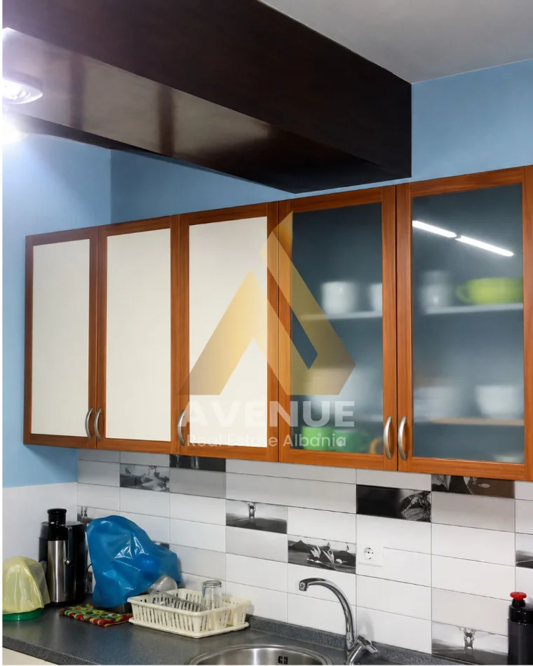 Sarande, shitet apartament 2+1+Aneks+Ballkon Kati 2, 101 m² 201.200 € (Rruha Mitat Hoxha)