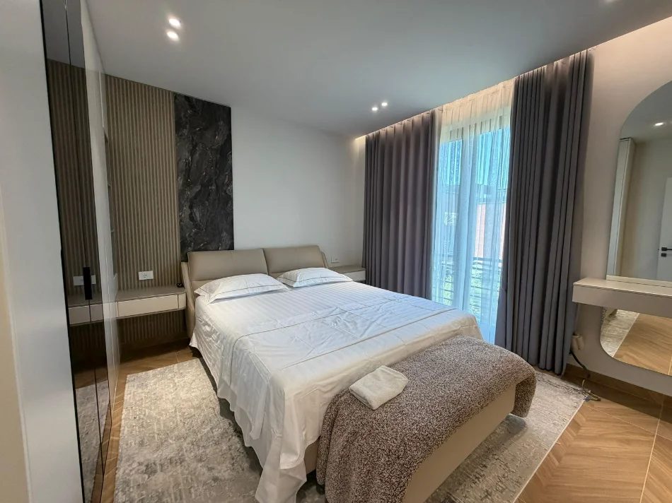 Tirane, shitet Vile Vile 2 Katshe , 316 m² 650.000 € (farke e vogel)