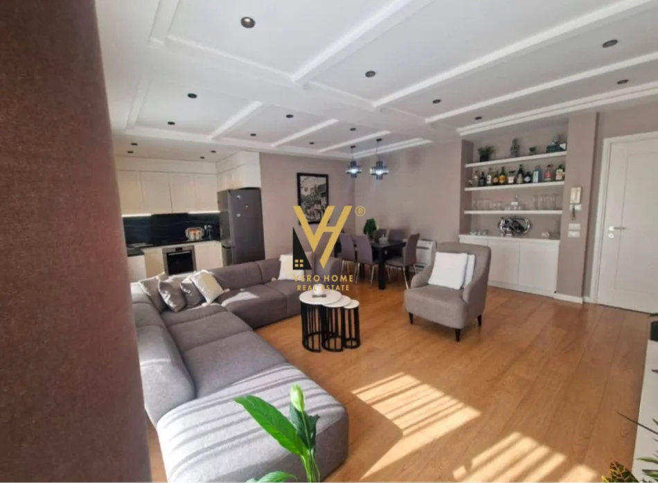 Tirane, jepet me qera apartament 3+1+Ballkon Kati 1, 130 m² 1.250 € (VENUE CLUB)