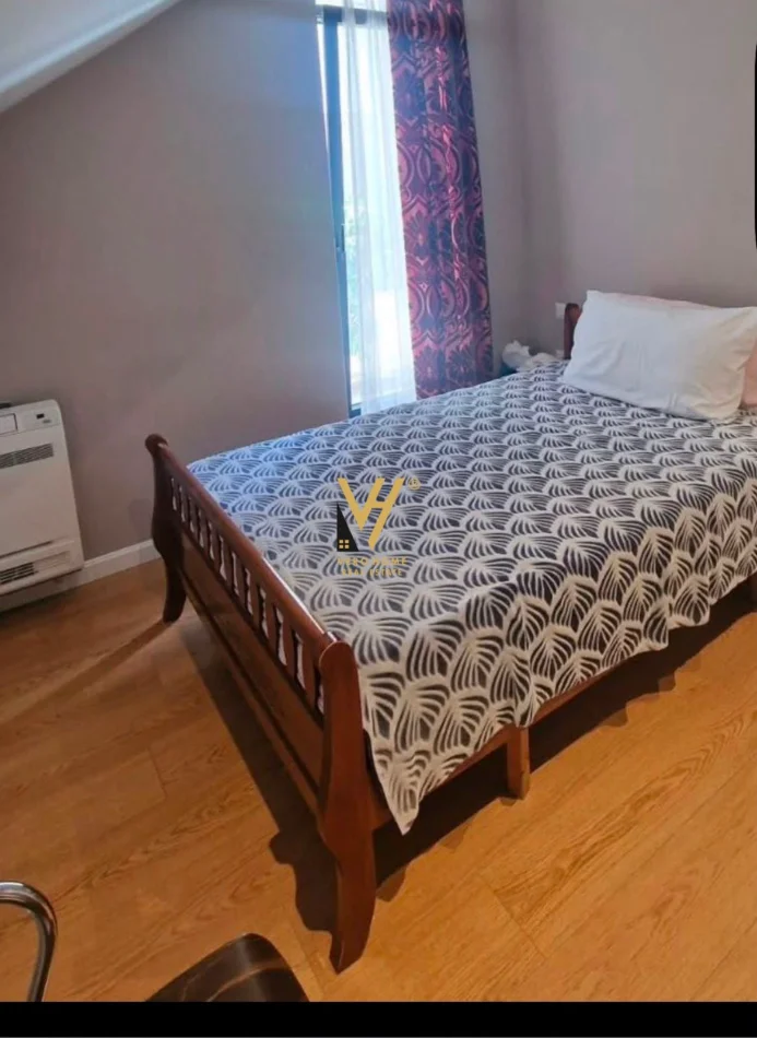 Tirane, jepet me qera apartament 3+1+Ballkon Kati 1, 130 m² 1.250 € (VENUE CLUB)