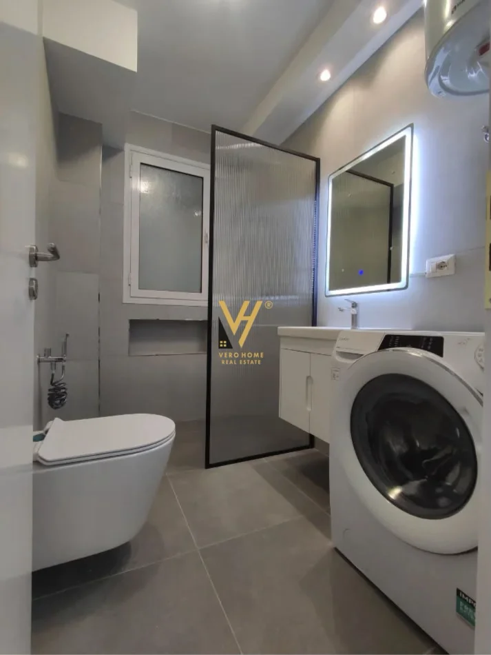 Tirane, jepet me qera apartament 2+1+Ballkon Kati 1, 90 m² 800 € (RRUGA FORTUZI)